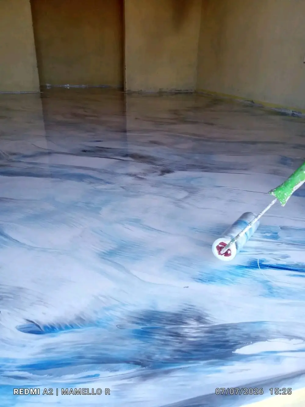 Mamello epoxy floor during application